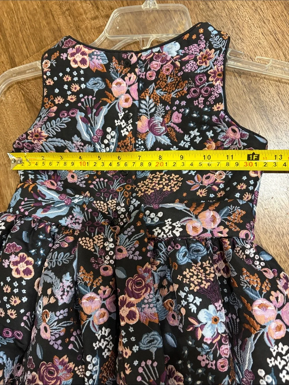 Dress Pippa & Julie Size 5 Floral Heavyweight tapestry like material Crinoline